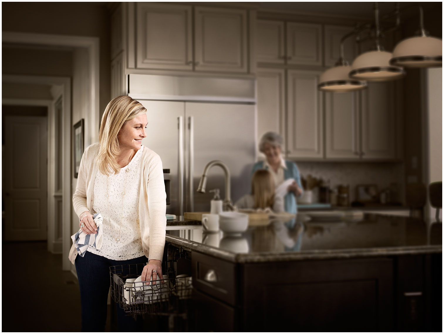ethanpines_Tyvaso_207-S_03_Kitchen_3012_w5